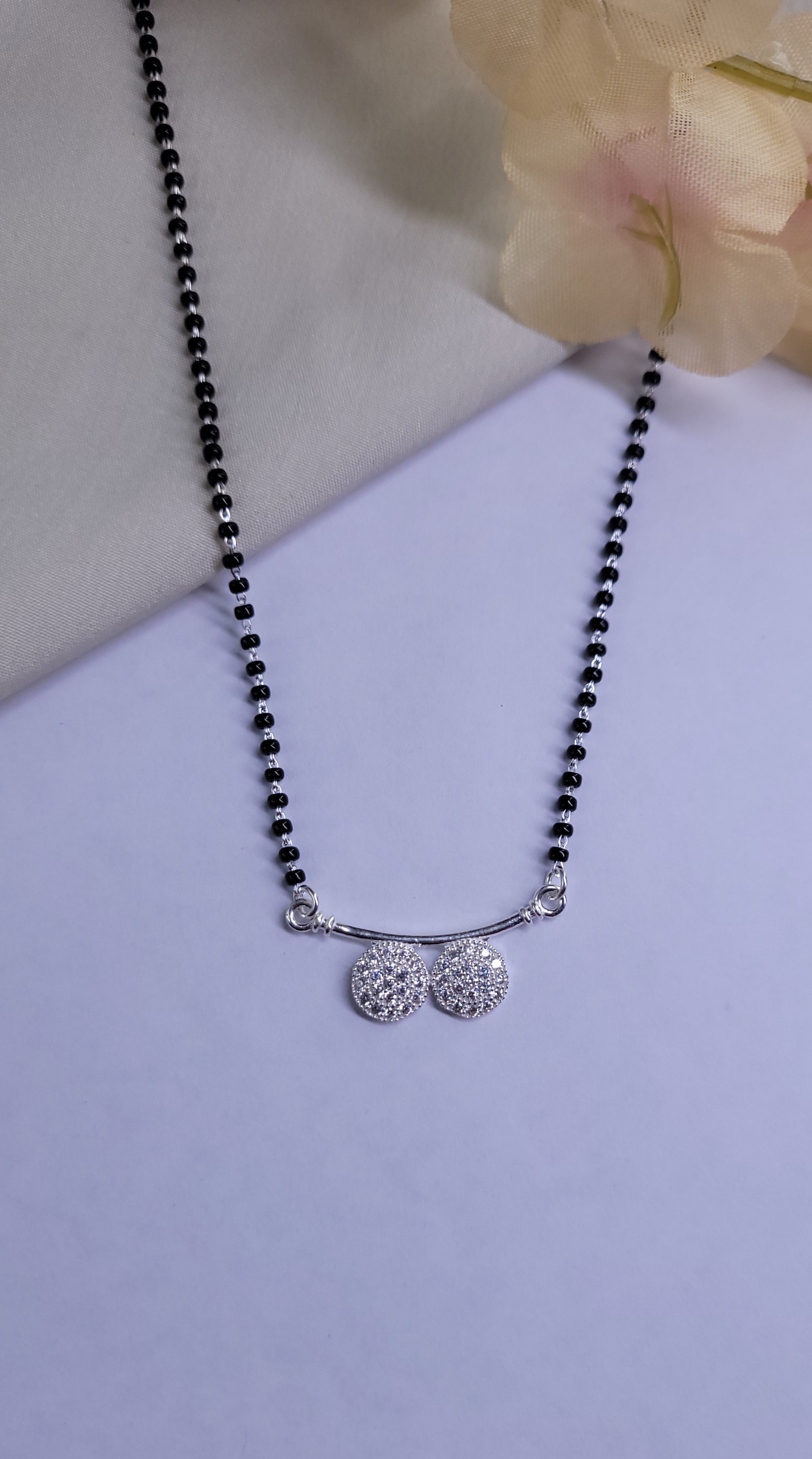 DOUBLE WATI FANCY DORLI WITH STONES