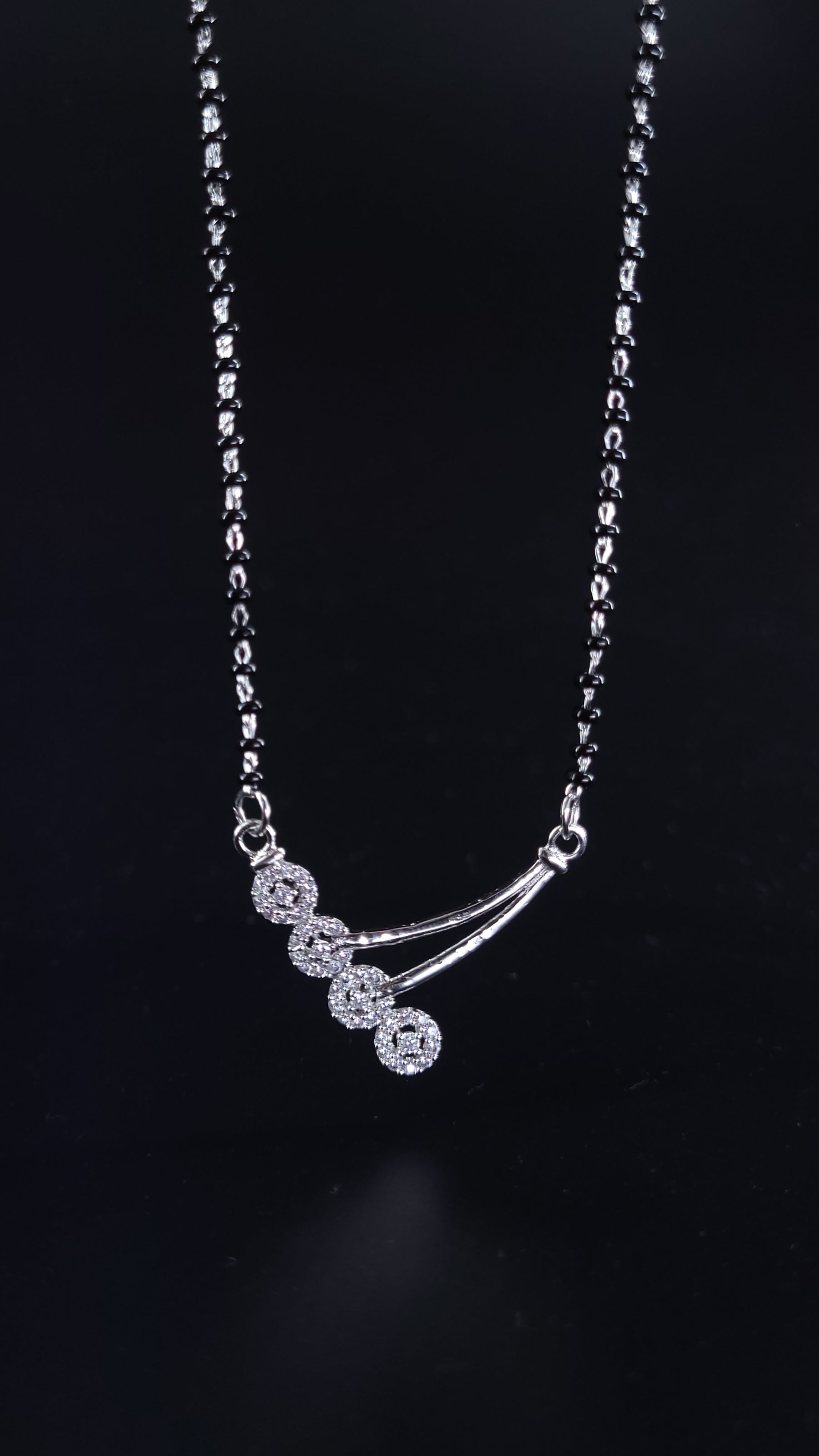 FANCY MANGALSUTRA DESIGN WITH PENDANT