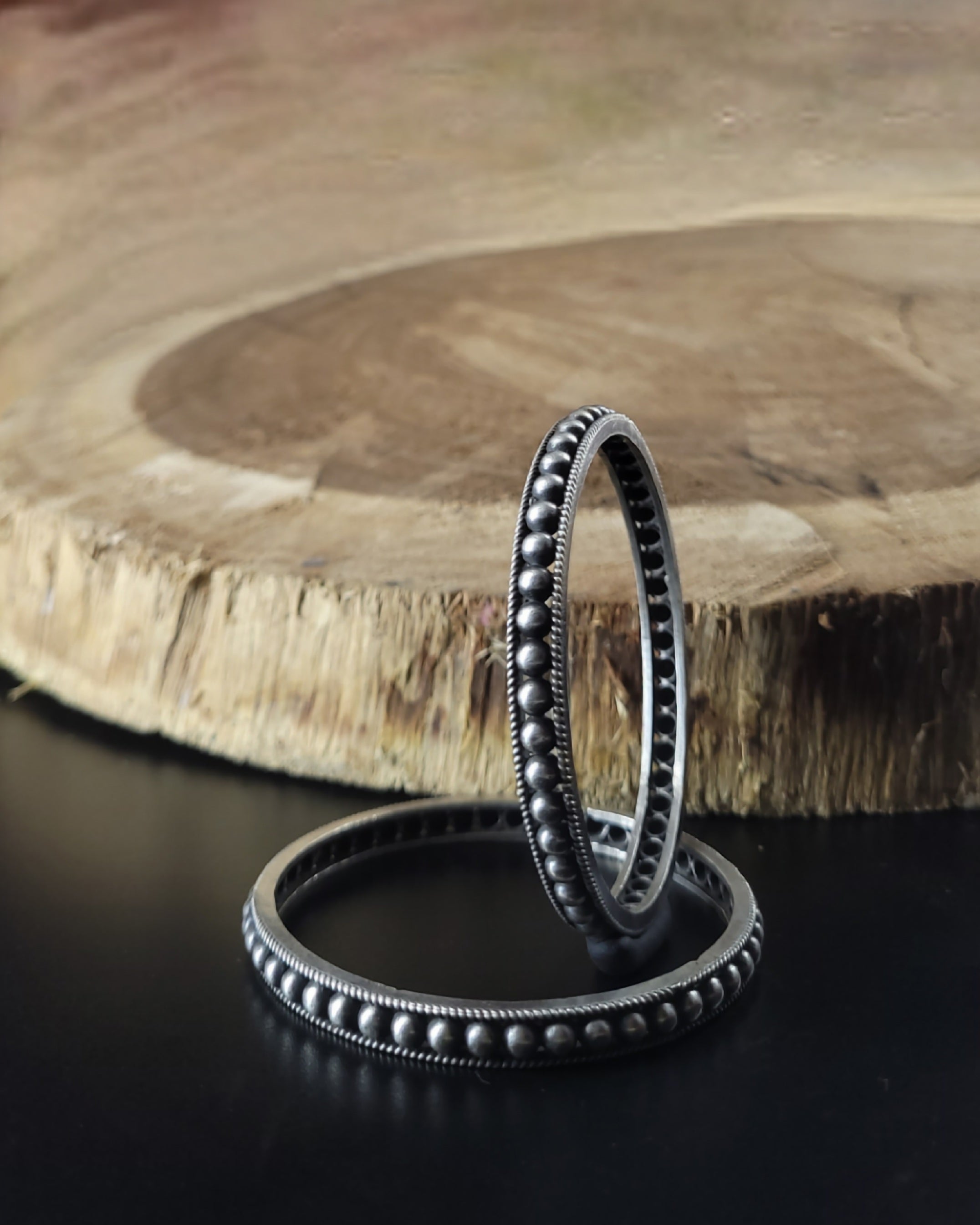 PLAIN SILVER BEADS BANGLE PAIR