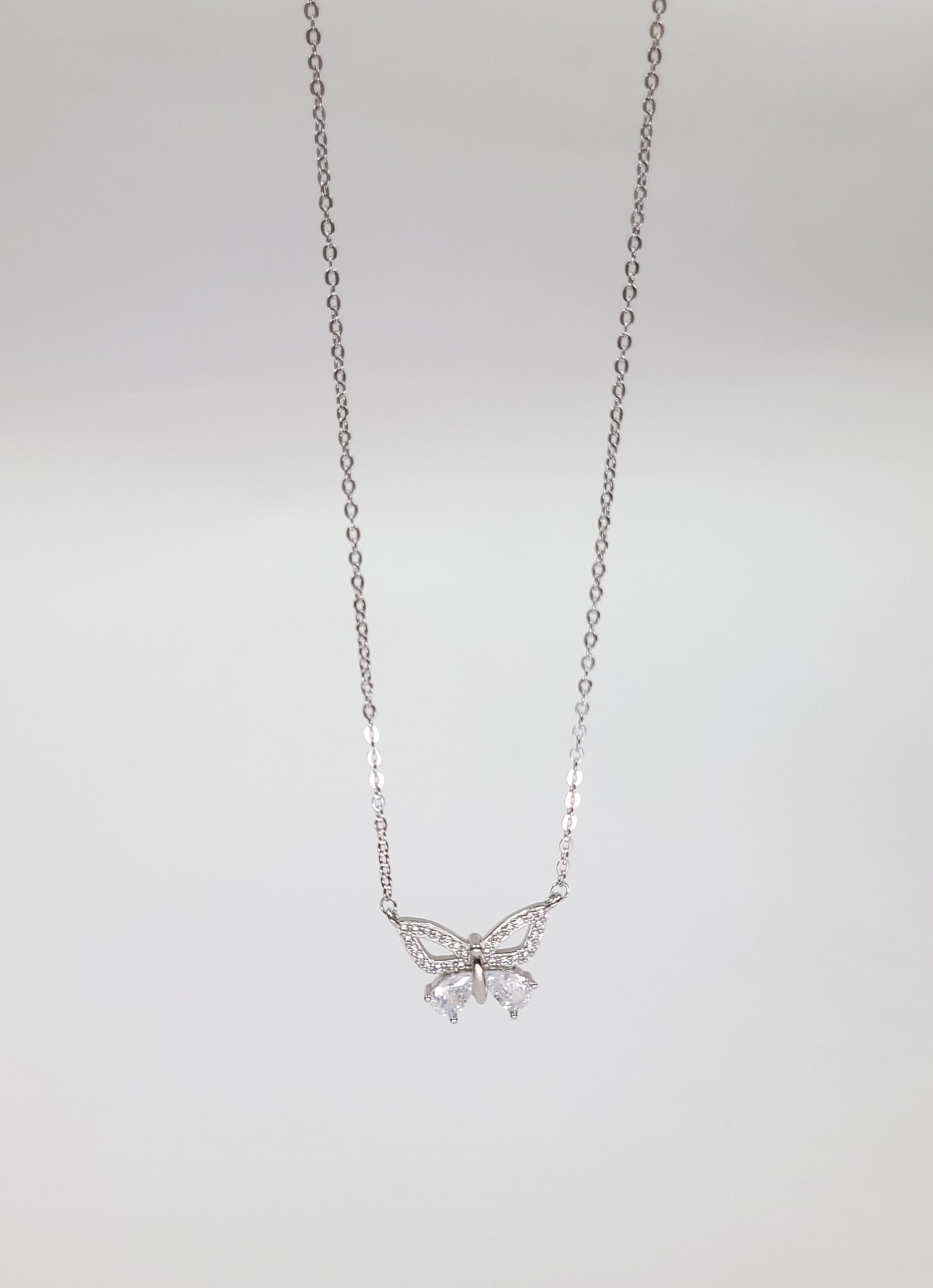 MORPHO BUTTERFLY STYLED FANCY CHAIN