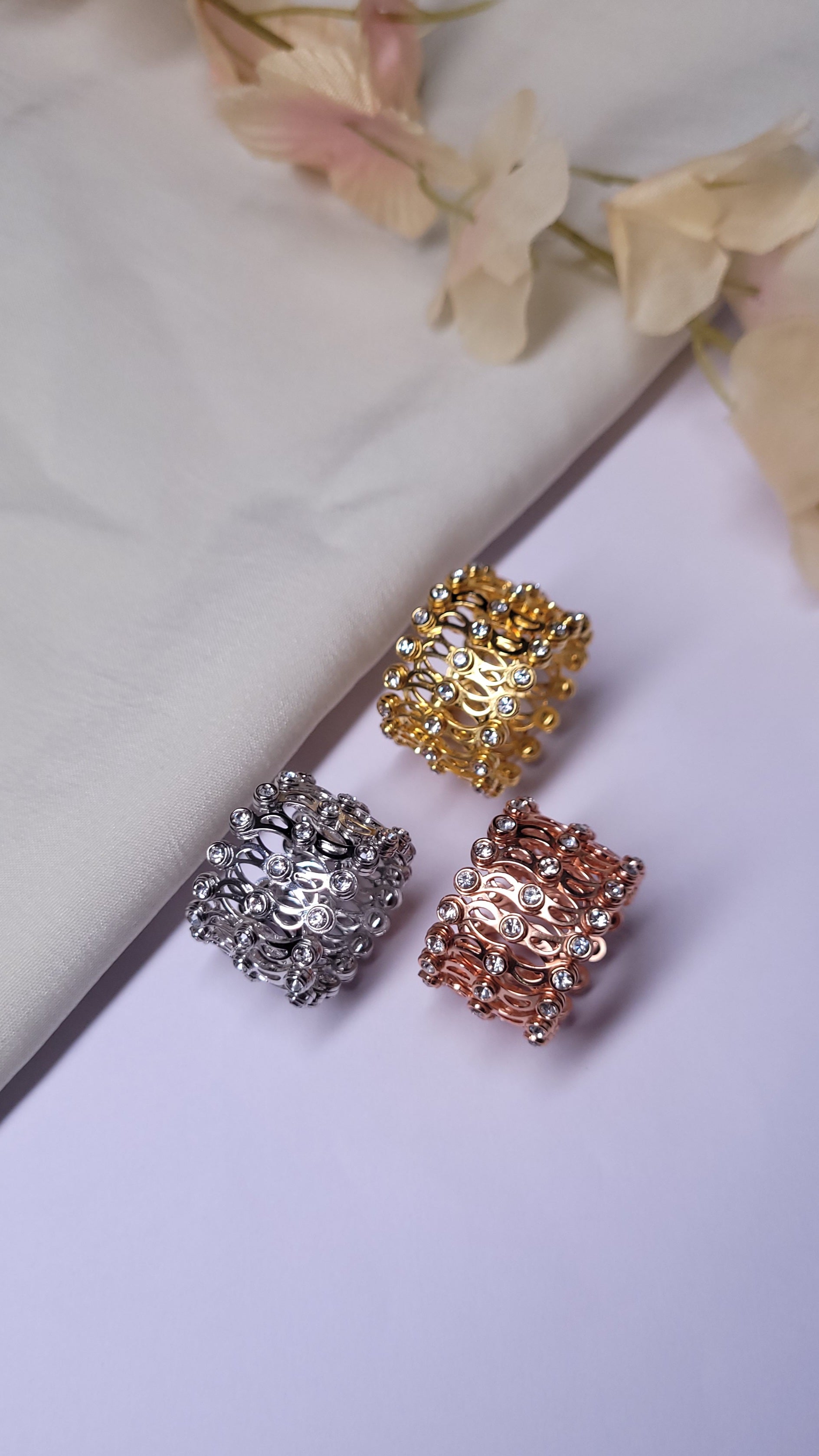 CELESTIA RING-CUM-BRACELET SILVER