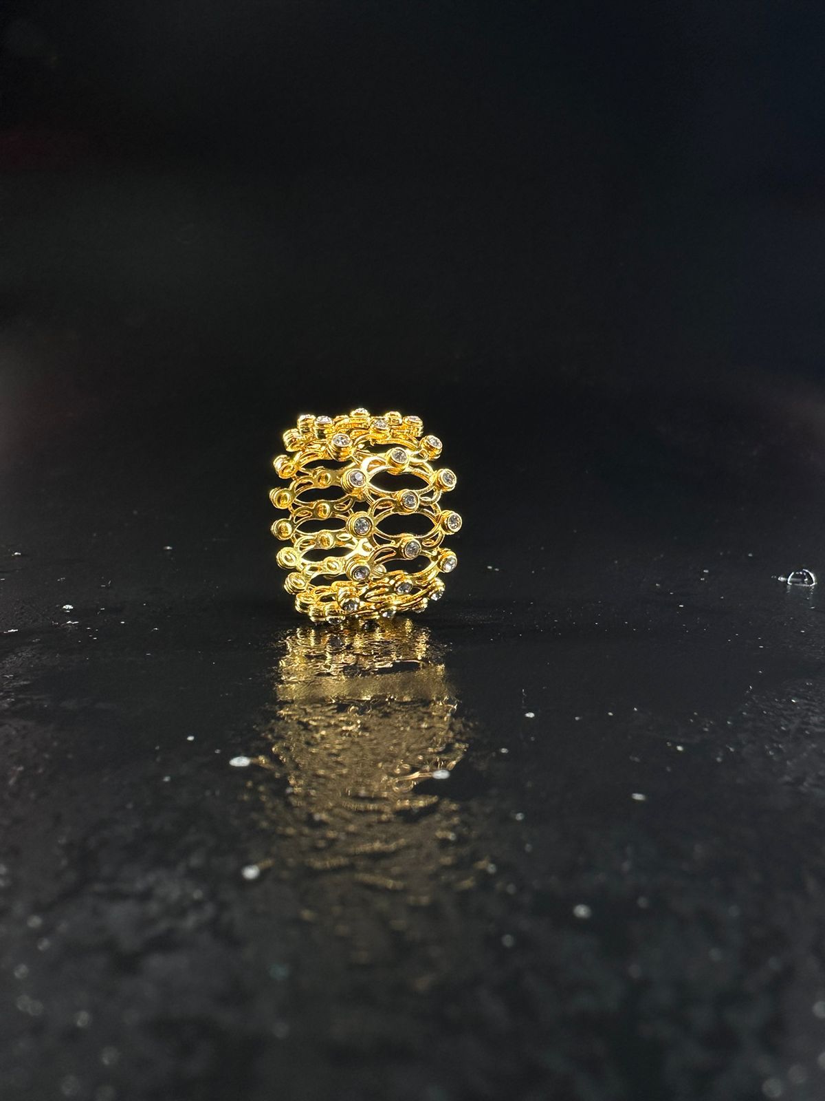 CELESTIA RING-CUM-BRACELET YELLOW GOLD