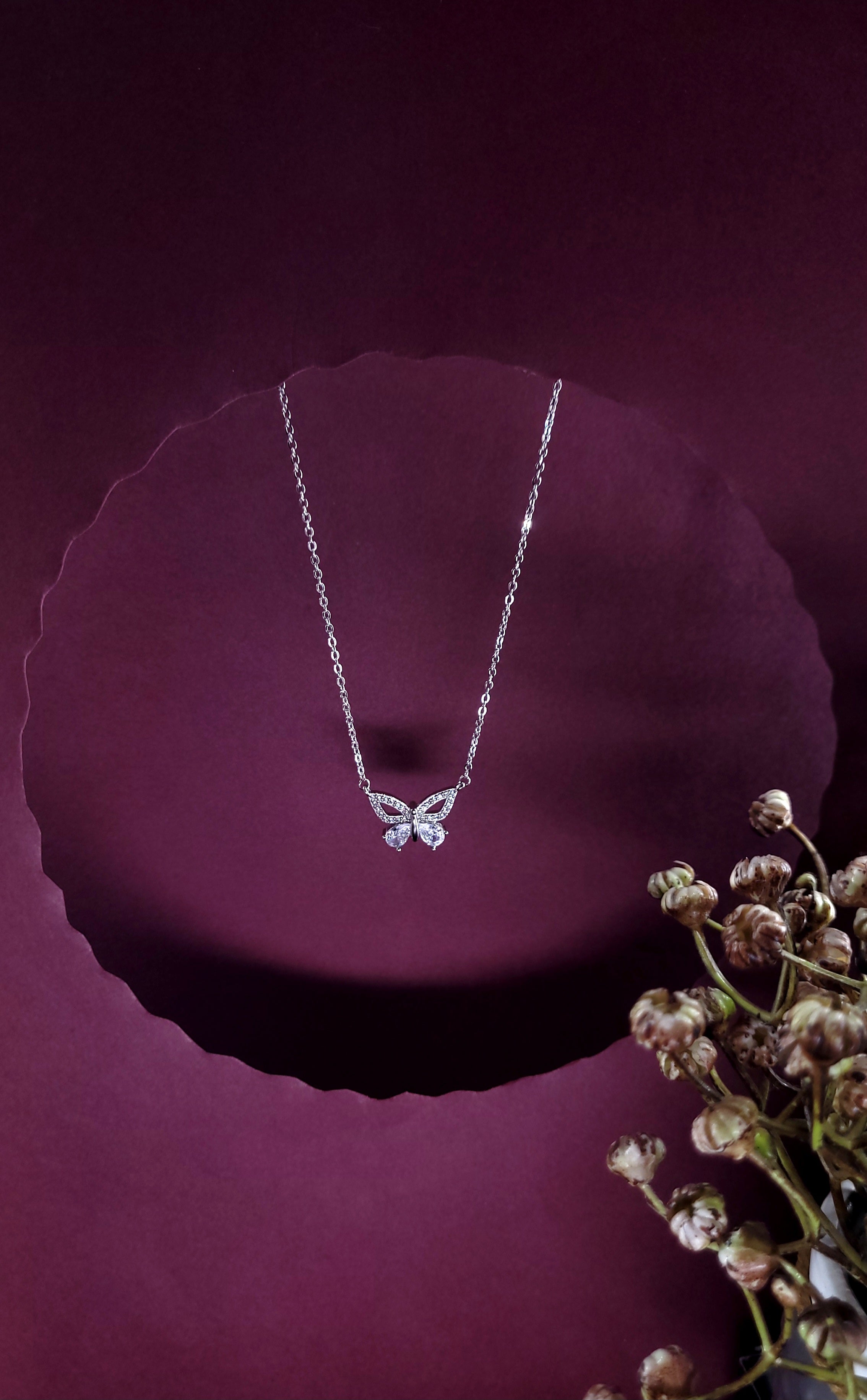 MORPHO BUTTERFLY STYLED FANCY CHAIN